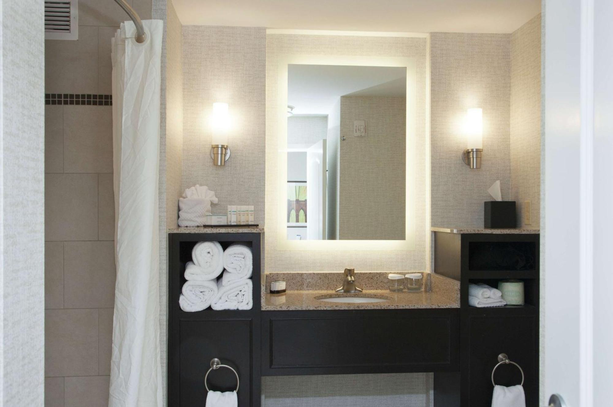 เอมบาสซีสวีท โคลัมบัส แอร์พอร์ต โฮเต็ล Hotel ภายนอก รูปภาพ